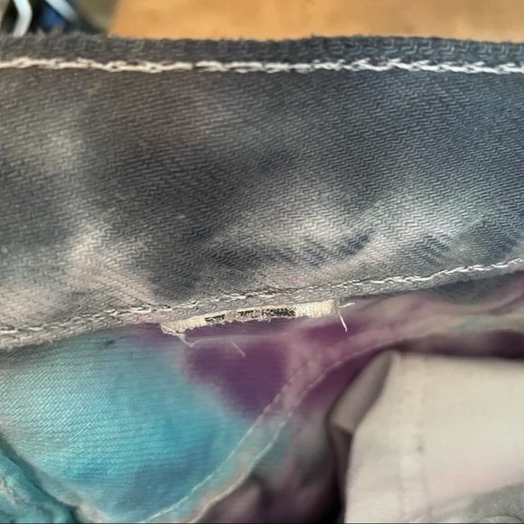 Levi’s Vintage 550 Red Tab Tie Dye Mom Jeans 29x29 High Rise Ankle Boho Festival - Picture 12 of 14